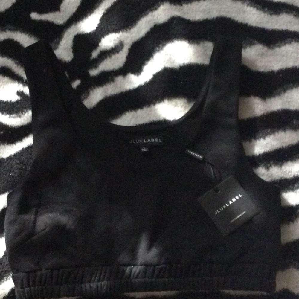 J lux label crop sweat pant top